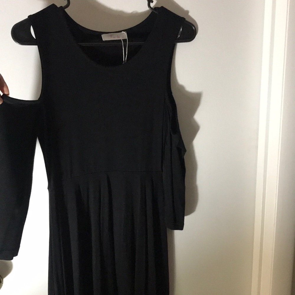 Cute black dress